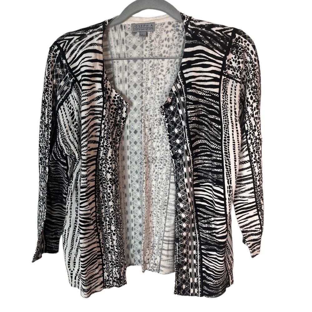 Joseph A. Women size large black and white button down sweater